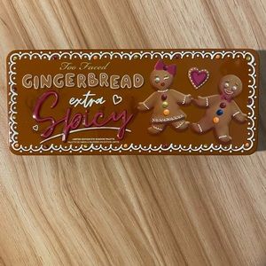 Too Faced Gingerbread Extra Spicy Palette